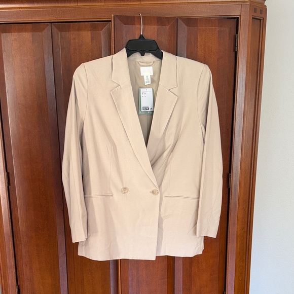 H&M Jackets & Blazers - H&M Beige Double-Breasted Blazer